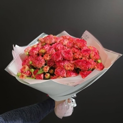 Букеты кустовых роз