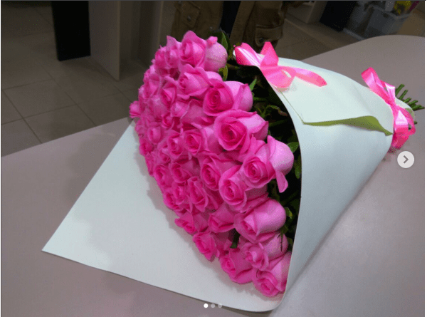 Роза Ревиваль (розовая). Букет из 41 розы. Высота 50 см