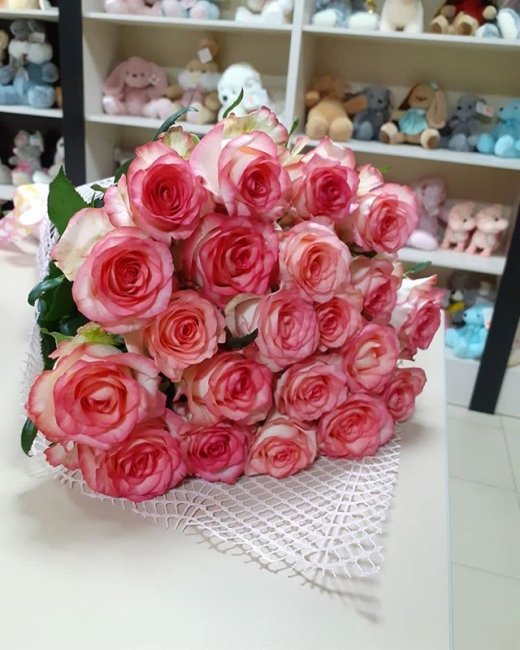 Роза Джумилия. Букет из 21 розы. Высота 70 см