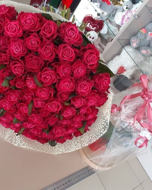 Роза Адмирал. Букет из 101 розы. Высота 70 см