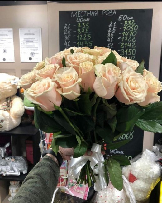 Роза Талея. Букет из 51 розы. Высота 70 см